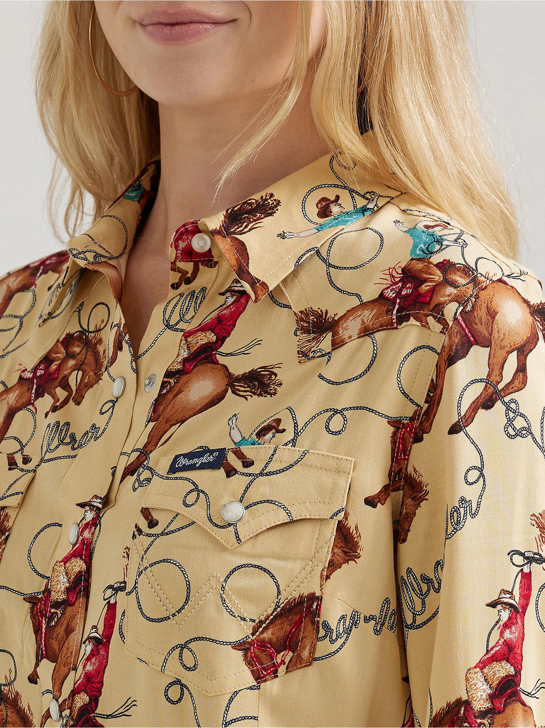 Ladies Wrangler Saddle Up Slim Western Snap Shirt - 112356642