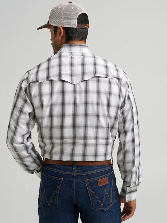 Men's Wrangler Performance Snap Long Sleeve Plaid Shirt - 112368291