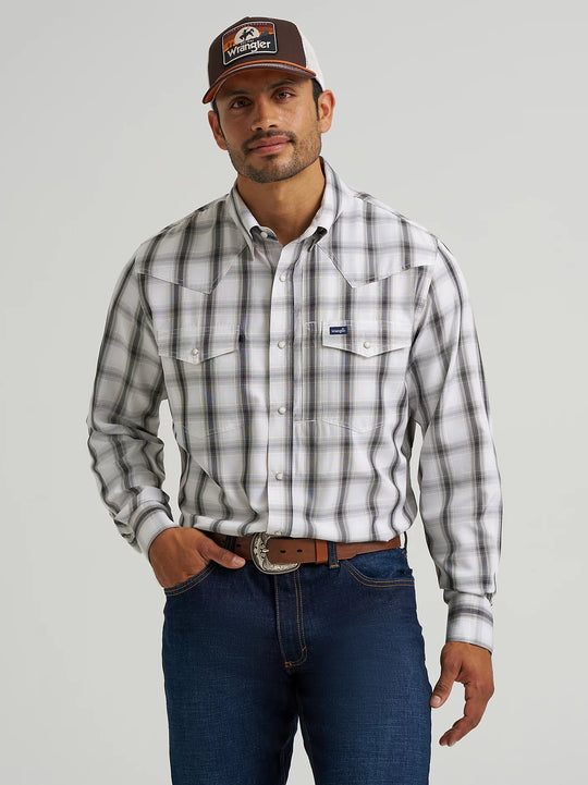 Men's Wrangler Performance Snap Long Sleeve Plaid Shirt - 112368291