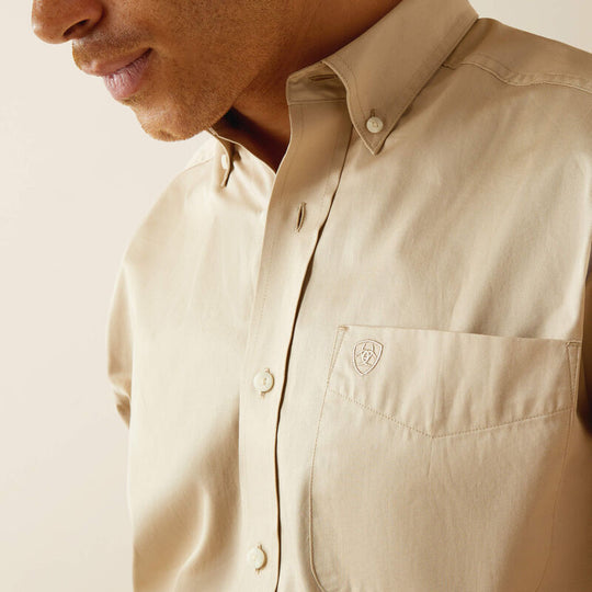 Men's Ariat Lightweight Solid Twill Classic Fit Shirt - 10058558
