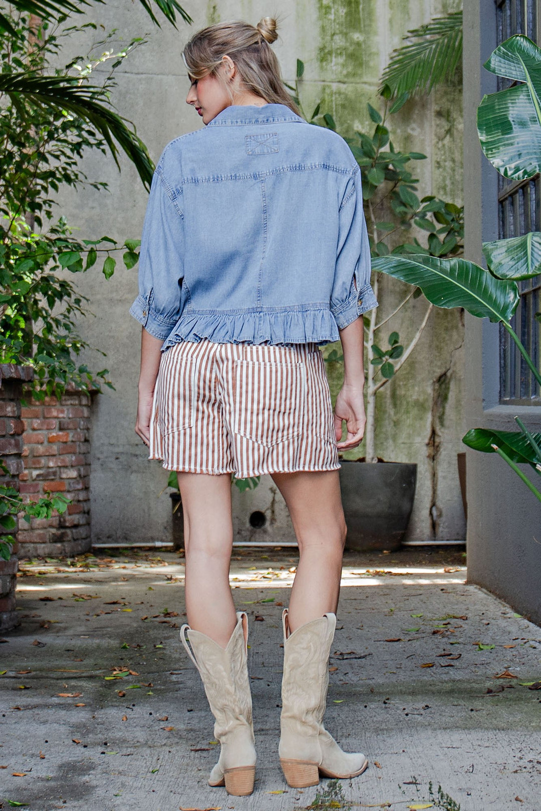 Ladies EESOME Ruffled Hem Button Down Denim Top - TH15379