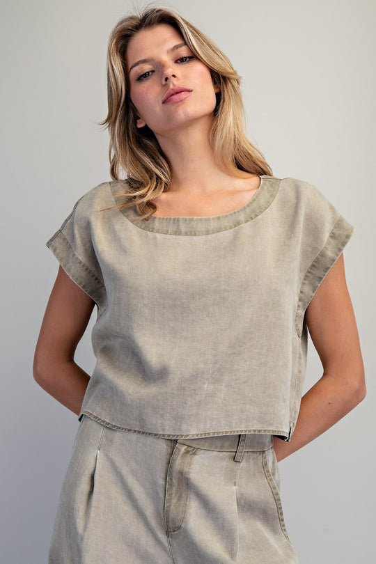 Ladies EESOME Button Back Cropped Top - TK16063