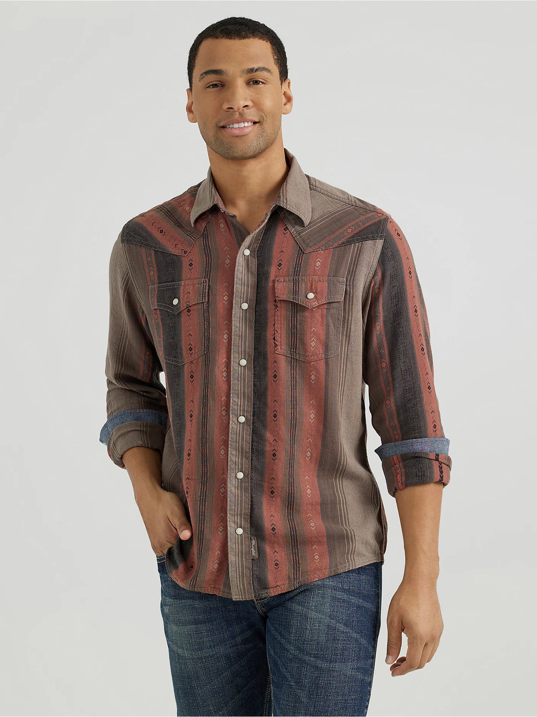 Men's Wrangler® Retro® Premium Long Sleeve Western Snap Printed Shirt -  112356554