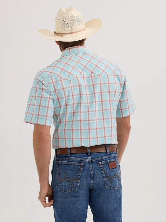 Men's Wrangler Retro® Short Sleeve Sawtooth Pocket Western Snap Shirt - 112365894