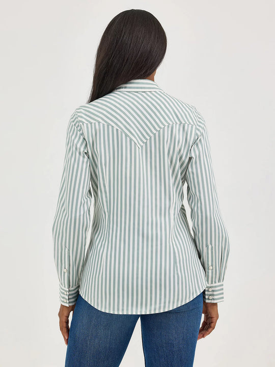 Ladies Wrangler All Occasion Western Snap Shirt - 112367183