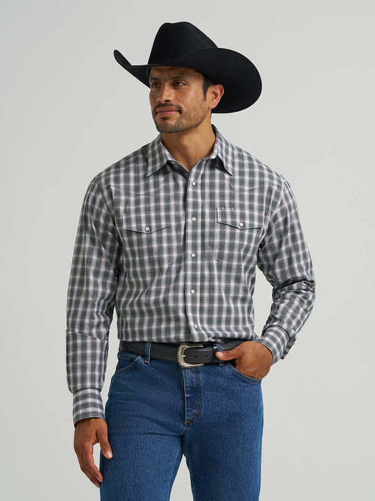 Men's Wrangler Wrinkle Resist Long Sleeve Western Snap Plaid Shirt - 112367708