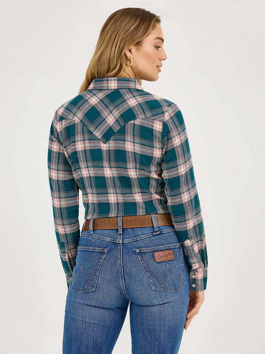 Ladies Wrangler Essential Flannel Plaid Western Snap Shirt - 112371681