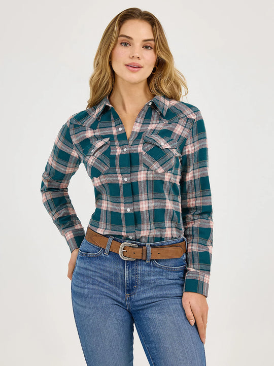 Ladies Wrangler Essential Flannel Plaid Western Snap Shirt - 112371681