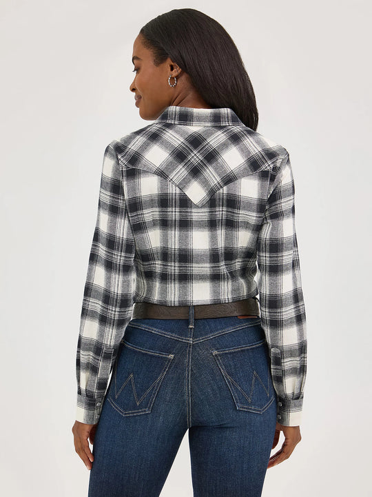 Ladies Essential Flannel Plaid Western Snap Shirt - 112371682