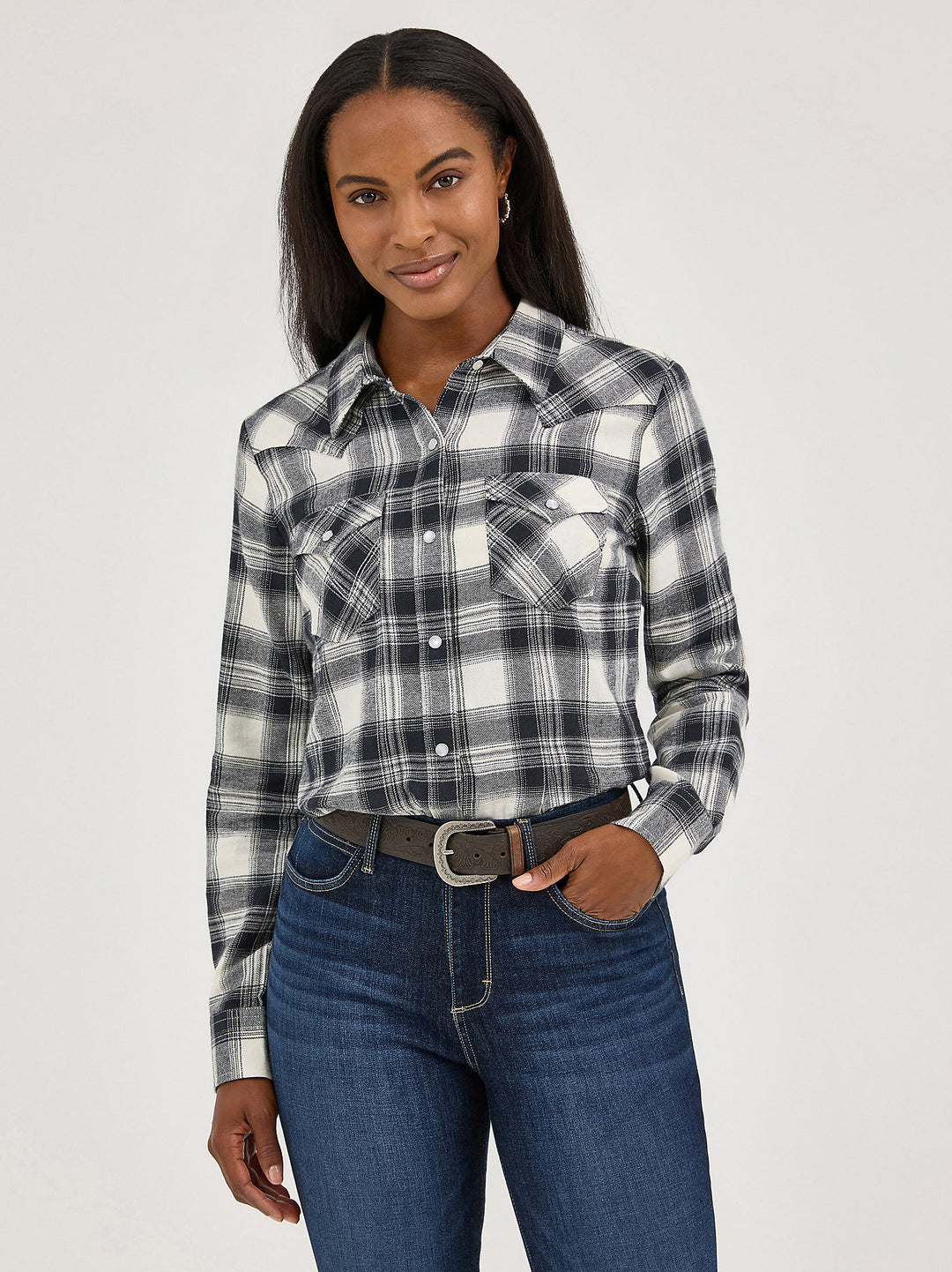 Ladies Essential Flannel Plaid Western Snap Shirt - 112371682