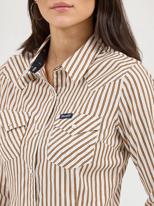 Ladies Wrangler All Occasion Western Snap Shirt - 112371901