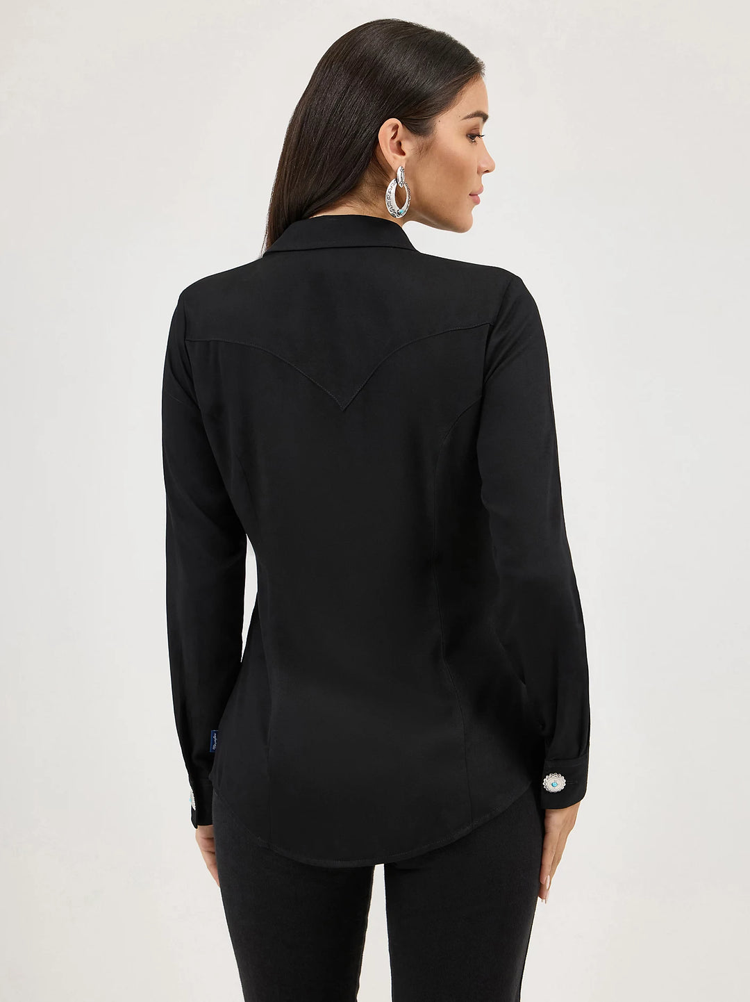 Ladies Wrangler Slim Concho Button Shirt - 112371916