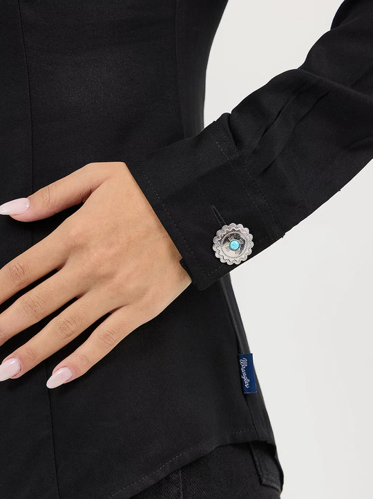 Ladies Wrangler Slim Concho Button Shirt - 112371916