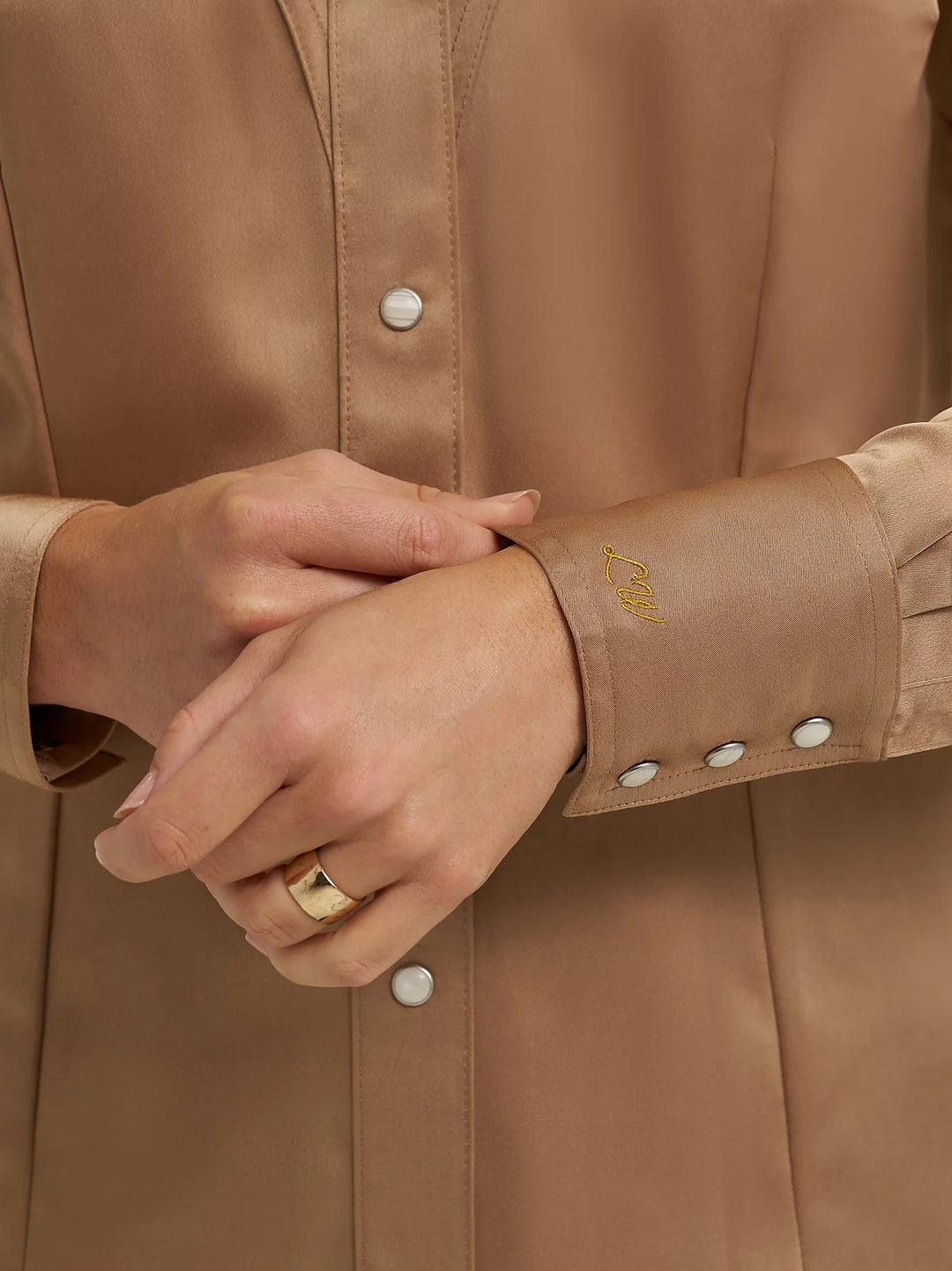 Ladies Wrangler x Lainey Wilson Glam Satin Western Snap Shirt - 112374462