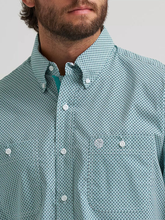 Men's Wrangler® George Strait™ Long Sleeve Button Down Two Pocket Shirt - 112374540