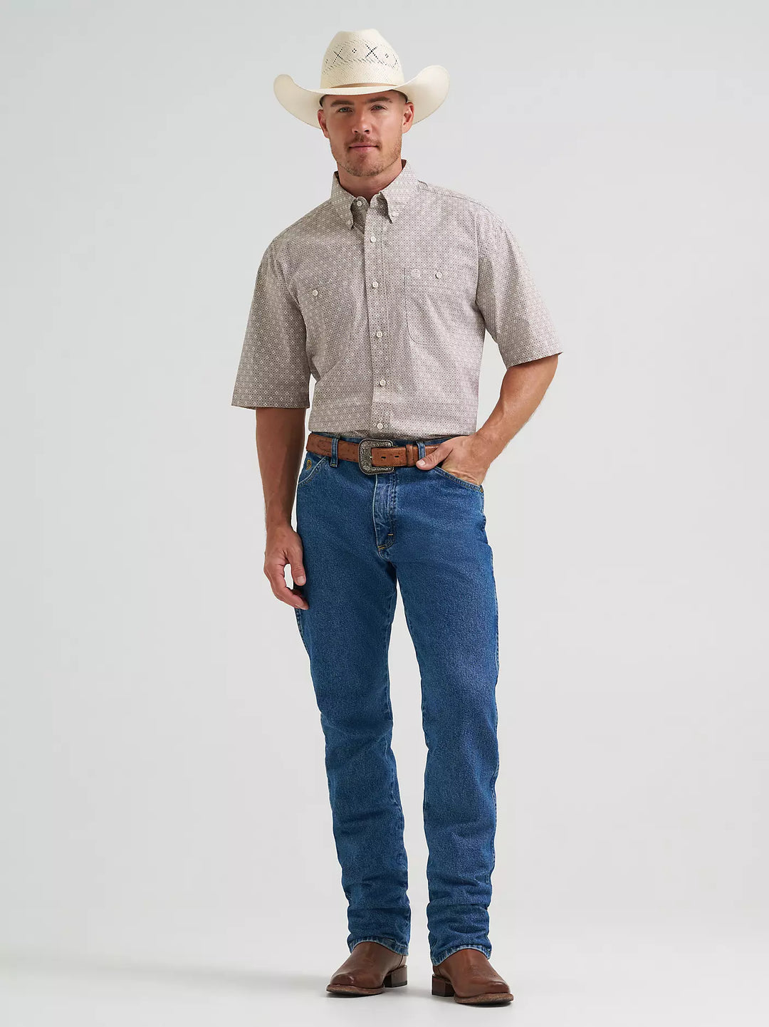 Men's Wrangler George Strait Short Sleeve Two Pocket Button Down Shirt - 112374614