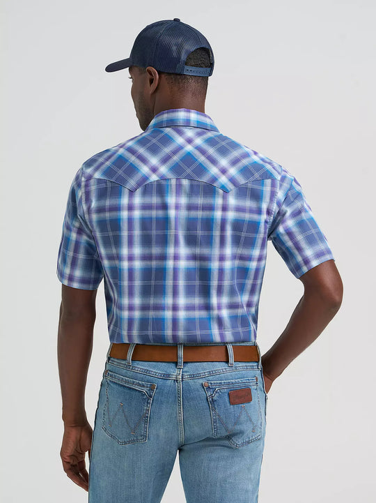 Men's Wrangler Retro Short Sleeve Sawtooth Pocket Western Snap Shirt - 112374756