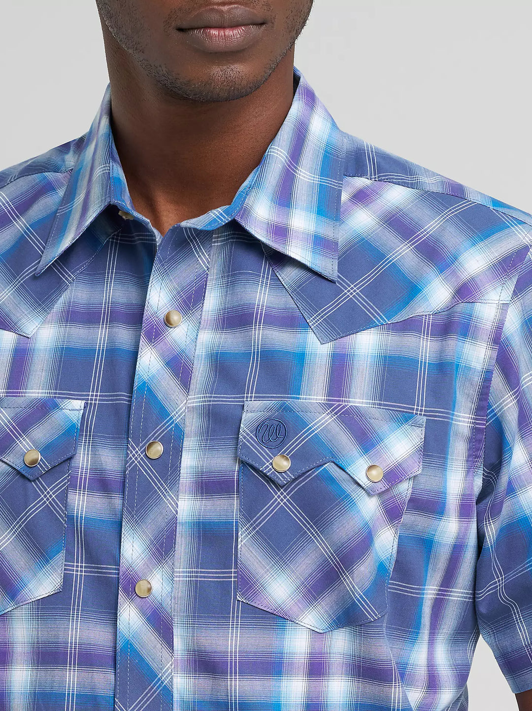 Men's Wrangler Retro Short Sleeve Sawtooth Pocket Western Snap Shirt - 112374756