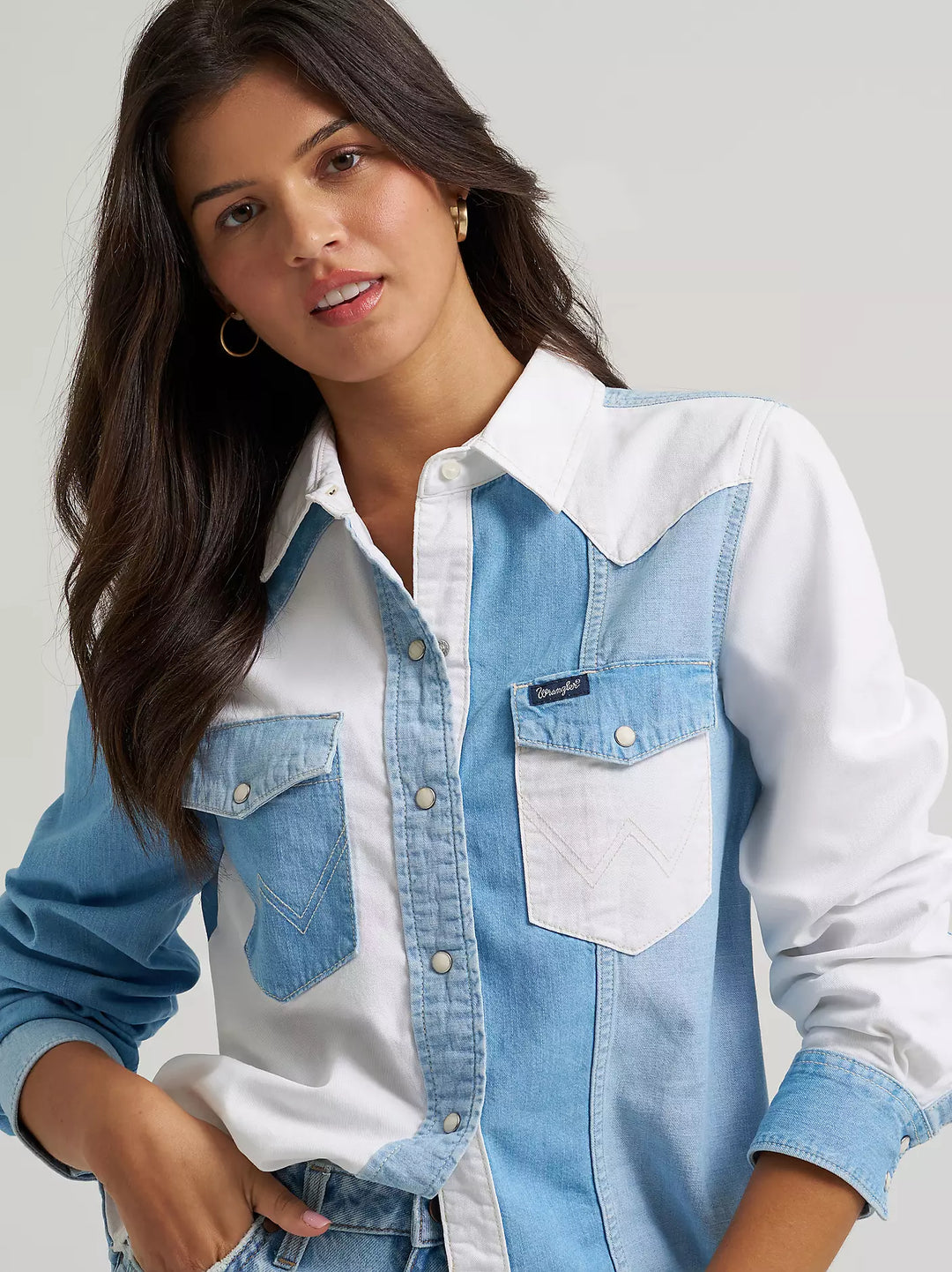 Ladies Wrangler Pieced Denim Vintage Fit Snap Shirt - 112374832