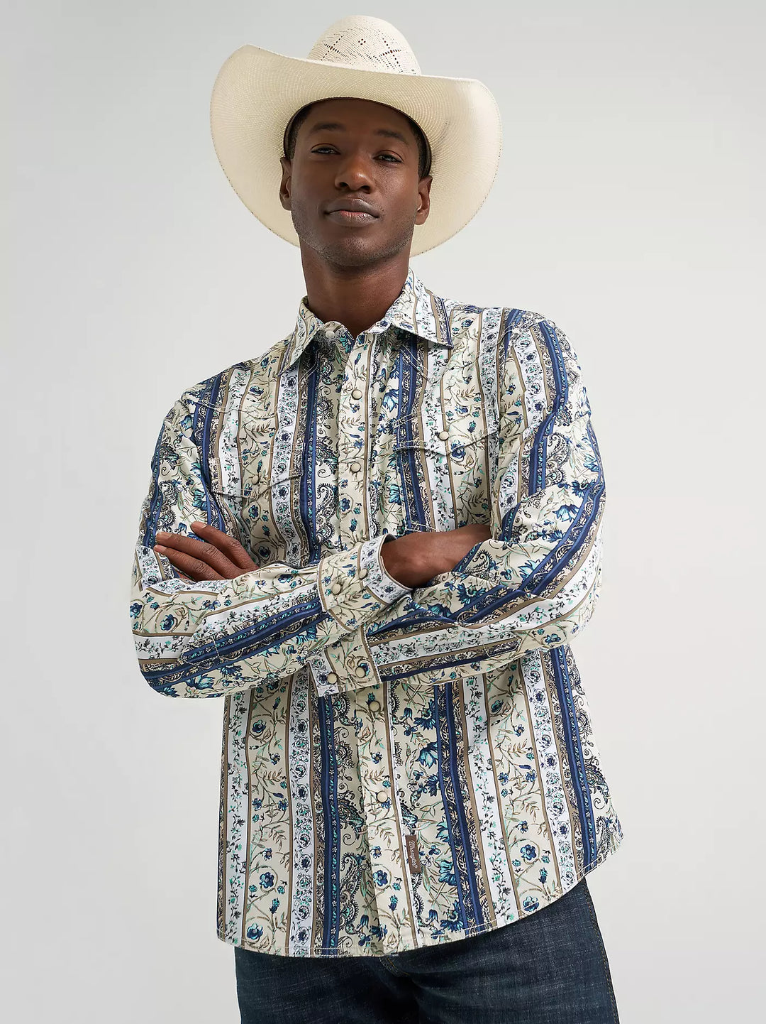 Men's Wrangler Retro® Premium Long Sleeve Western Snap Printed Shirt - 112378799