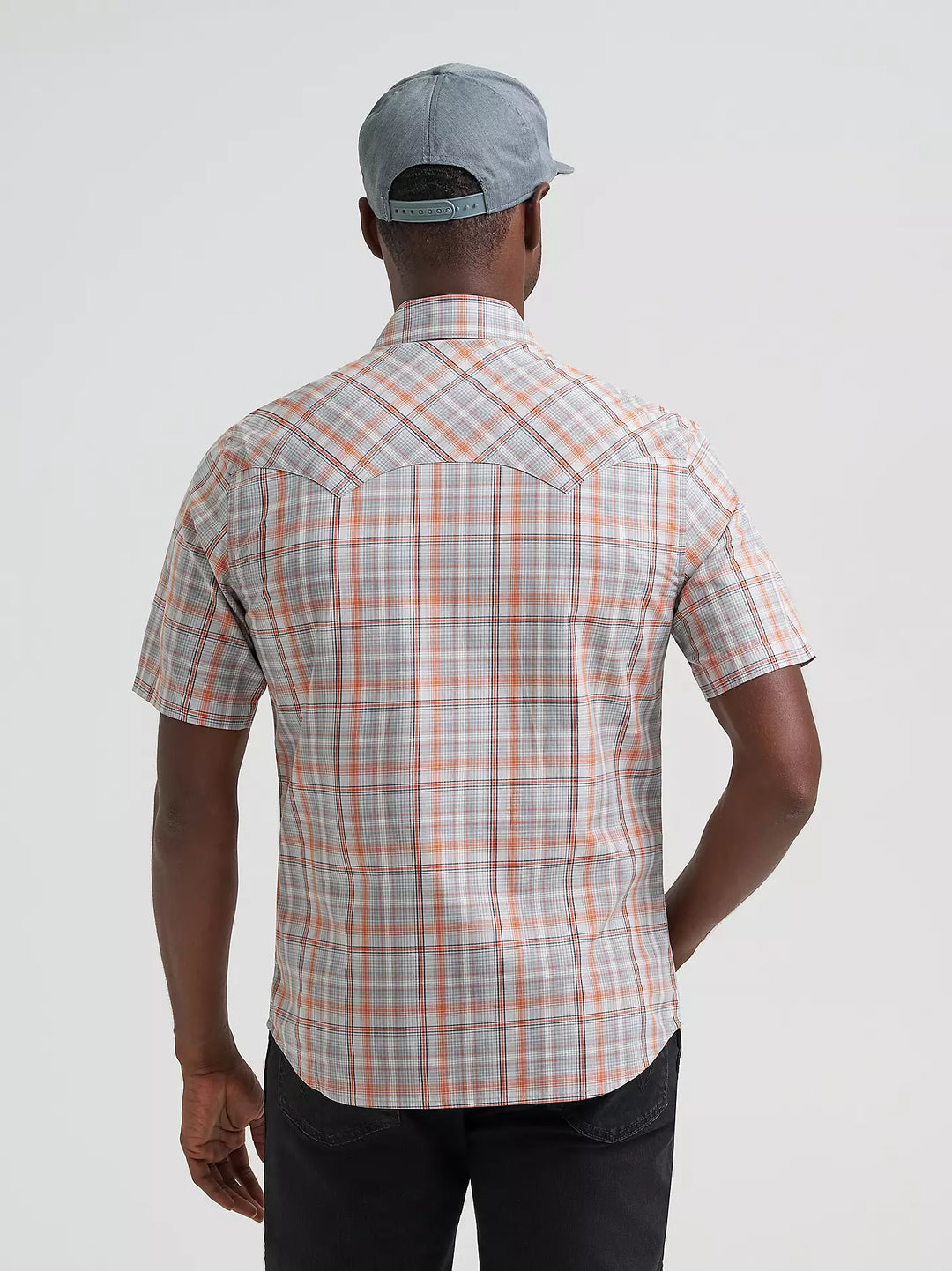 Men's Wrangler Retro® Short Sleeve Sawtooth Pocket Western Snap Shirt - 112378935