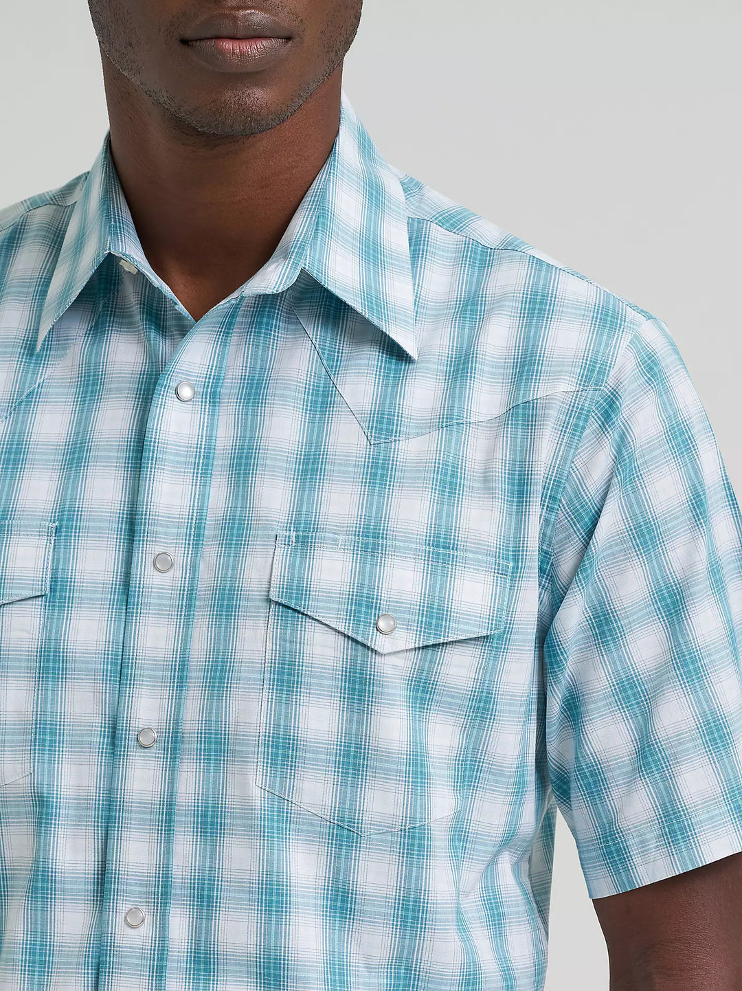 Men's Wrangler Wrinkle Resist Short Sleeve Western Snap Plaid Shirt - 112379029