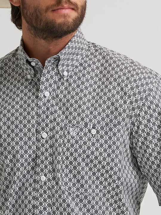 Men's Wrangler® George Strait™ Short Sleeve One Pocket Button Down Shirt - 112379058