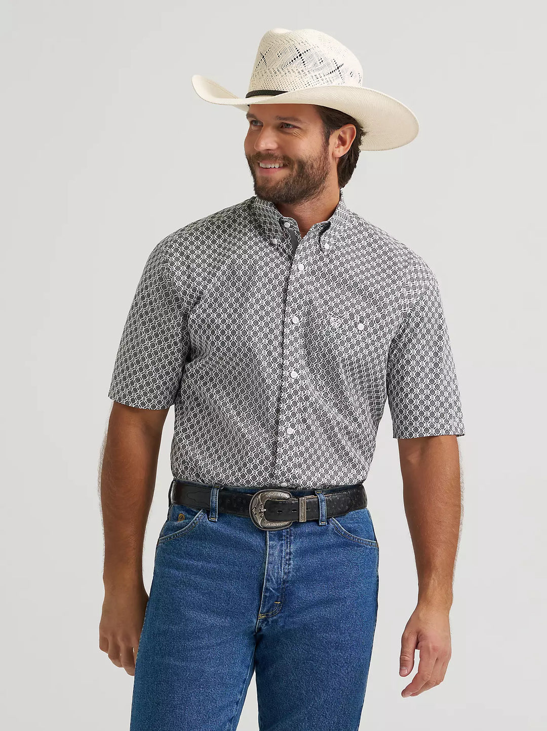 Men's Wrangler® George Strait™ Short Sleeve One Pocket Button Down Shirt - 112379058