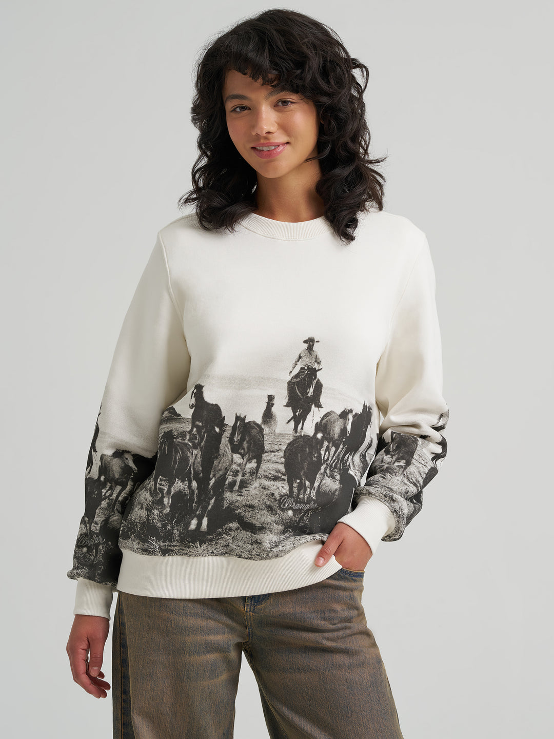Ladies Wrangler Long Sleeve Crew Sweatshirt - 112379644