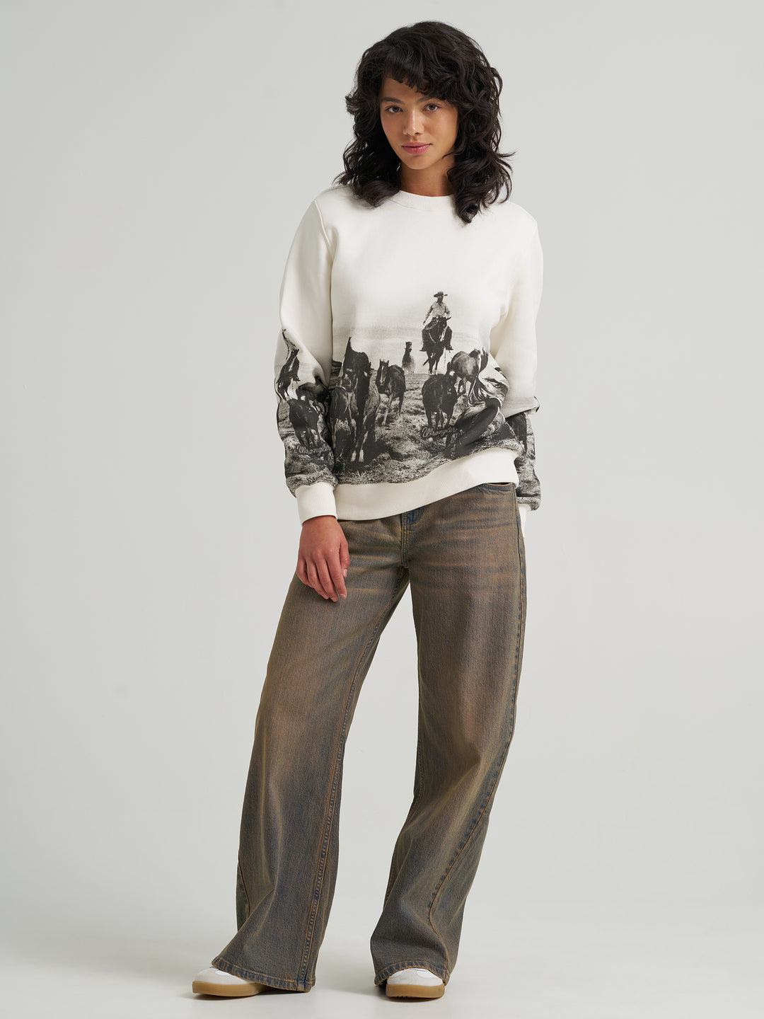 Ladies Wrangler Long Sleeve Crew Sweatshirt - 112379644