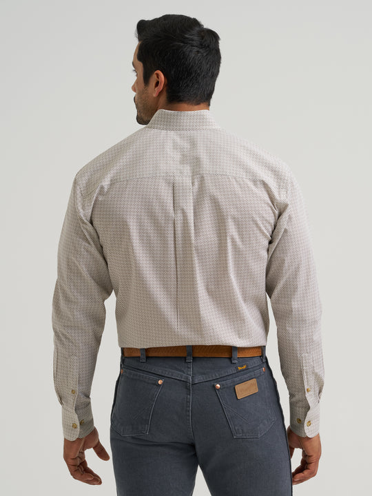 Men's Wrangler Classic Relaxed Fit Long Sleeve Shirt - 112381623