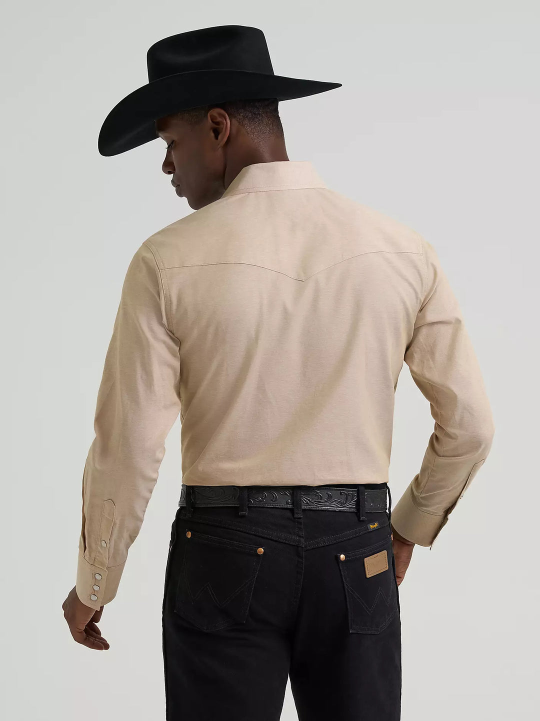 Men's Wrangler Cowboy Cut® Long Sleeve Western Snap Chambray Work Shirt - 112381688
