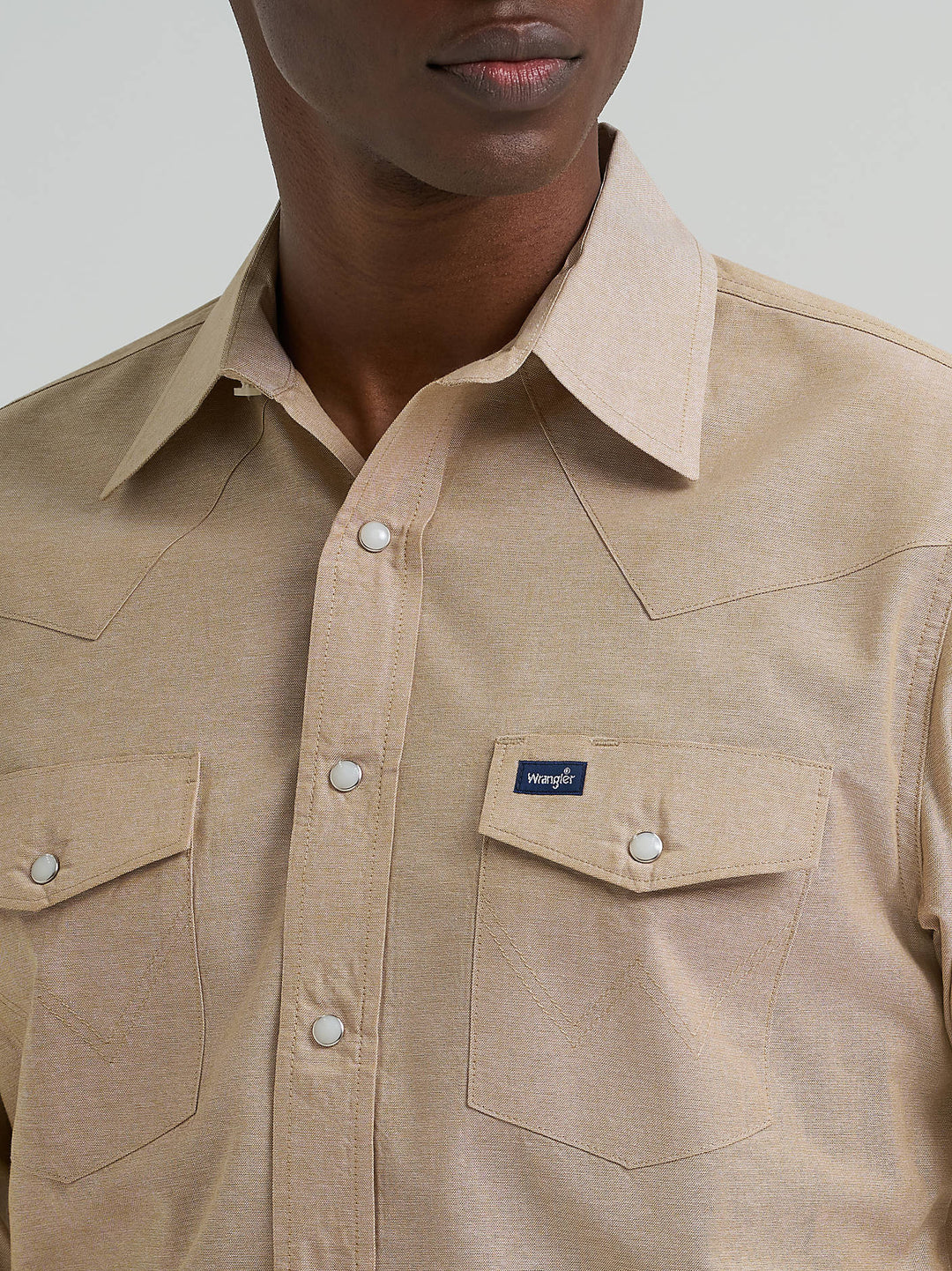 Men's Wrangler Cowboy Cut® Long Sleeve Western Snap Chambray Work Shirt - 112381688