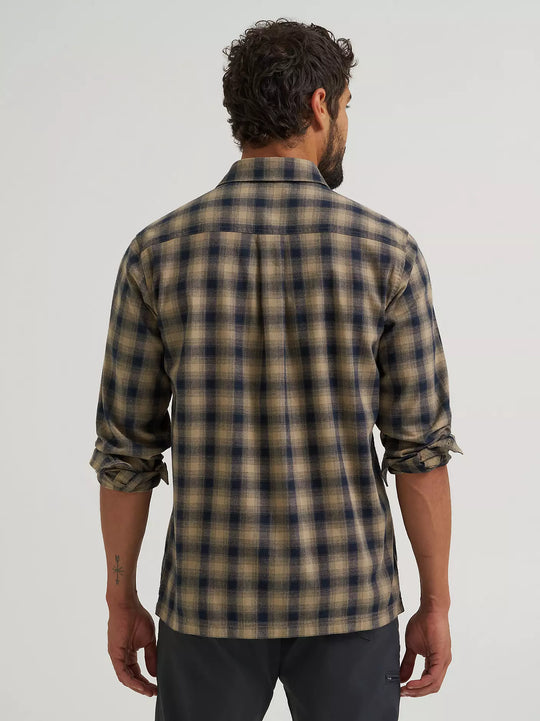 Men's Wrangler ATG™ Men's Adventure 365 Shirt - 112382439