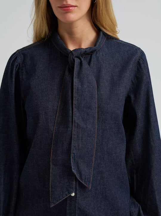 Ladies Wrangler Denim Bow Snap Shirt - 112382509