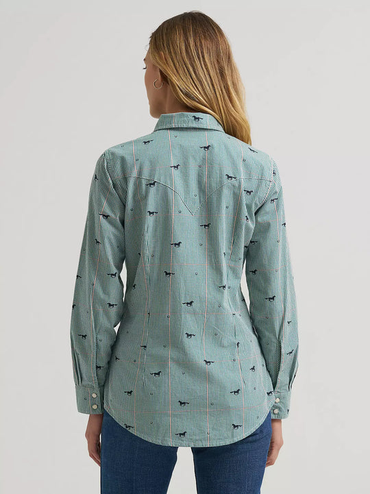 Ladies Wrangler Statement Sierra Western Slim Snap Shirt - 112382671