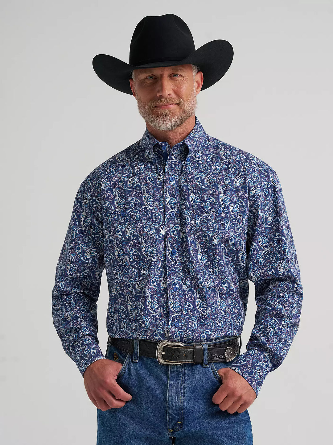Men's Wrangler  George Strait™ Long Sleeve Button Down Two Pocket Shirt - 112385361