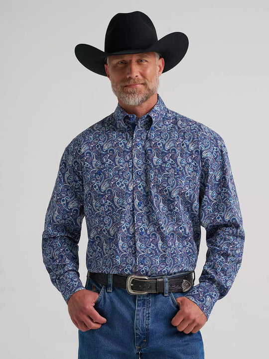 Men's Wrangler  George Strait™ Long Sleeve Button Down Two Pocket Shirt - 112385361