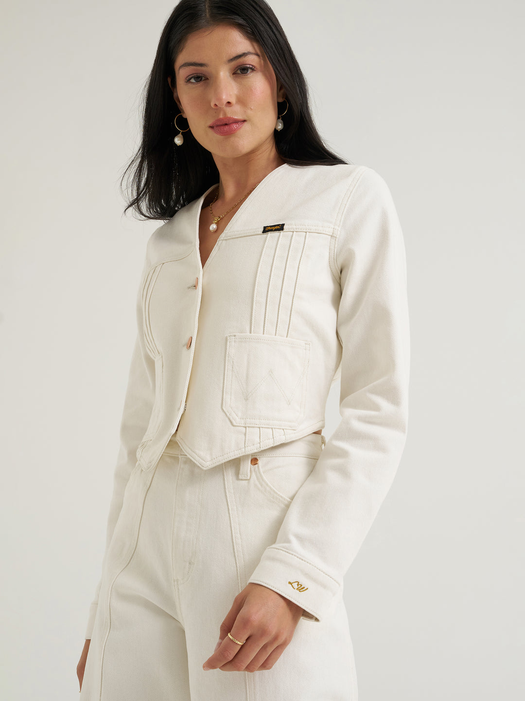 Ladies Lainey Wilson X Wrangler Pleated Tour Denim Top- 112385568