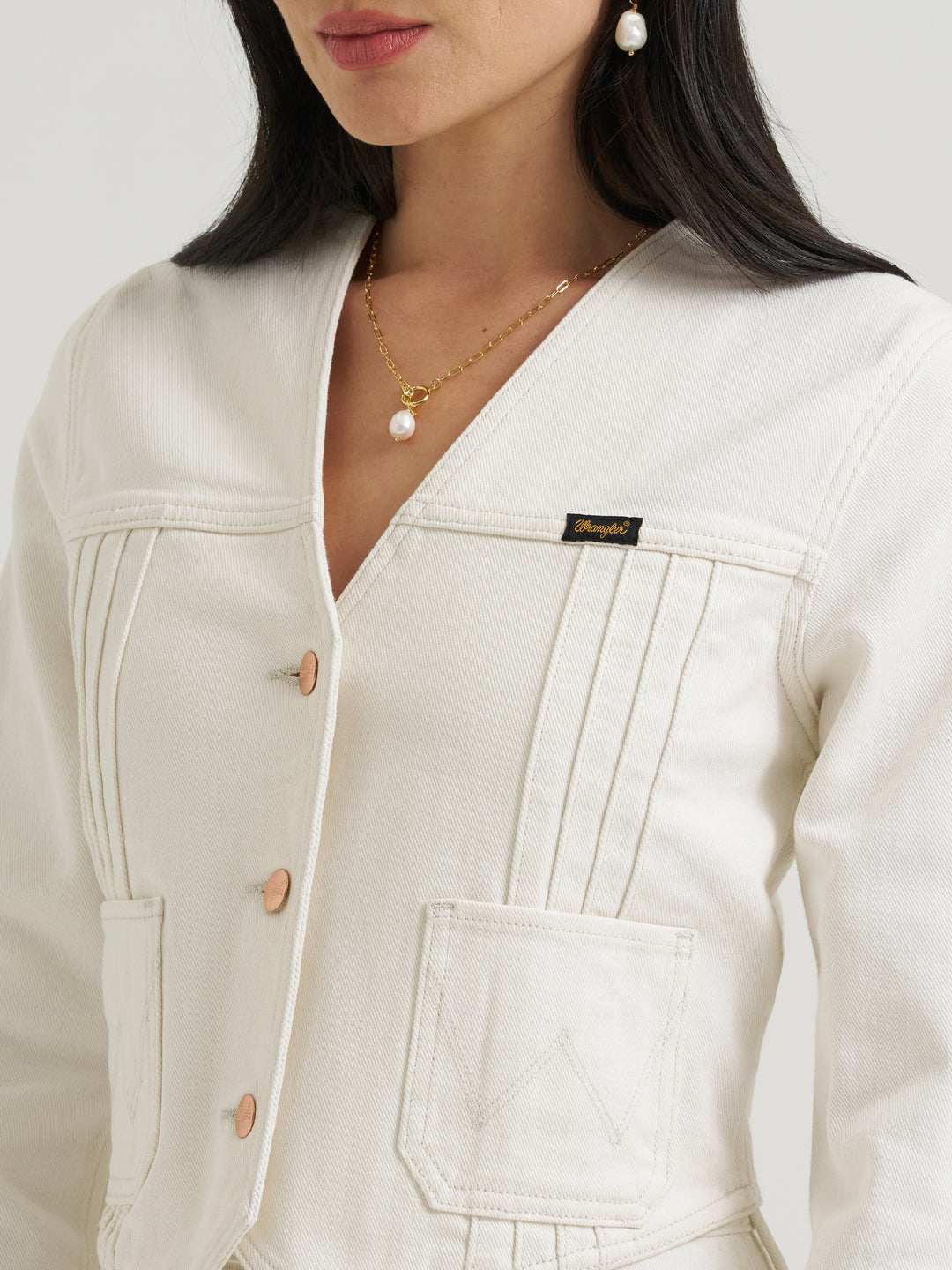 Ladies Lainey Wilson X Wrangler Pleated Tour Denim Top- 112385568