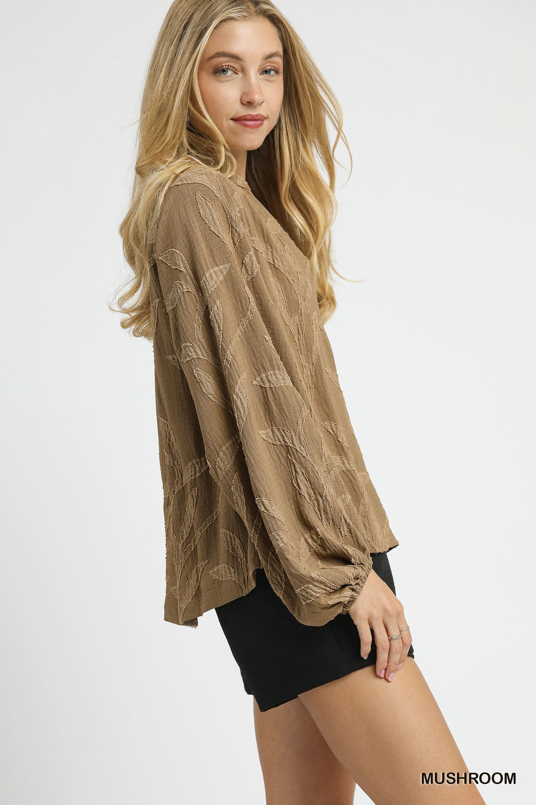 Ladies Umgee Textured Jacquard V-Neck Top - K0837