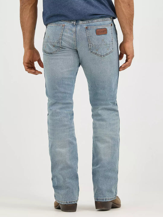 Men's Wrangler Retro® Slim Fit Bootcut Jean BR Wash - 77MWZBR