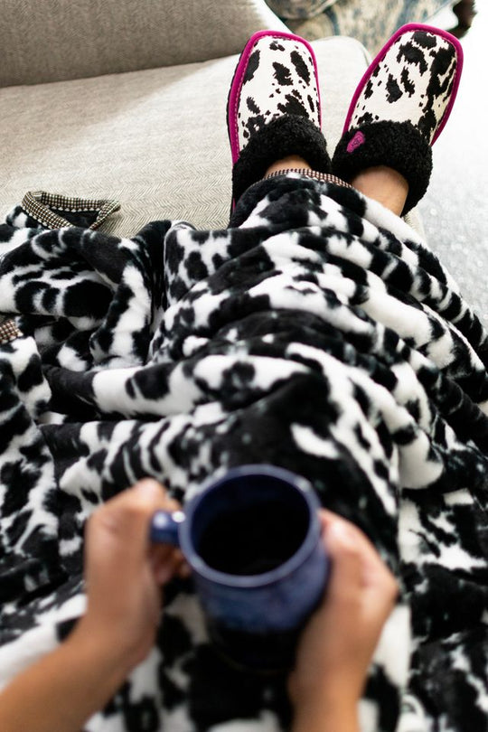 Ariat Pony Snuggle Blanket