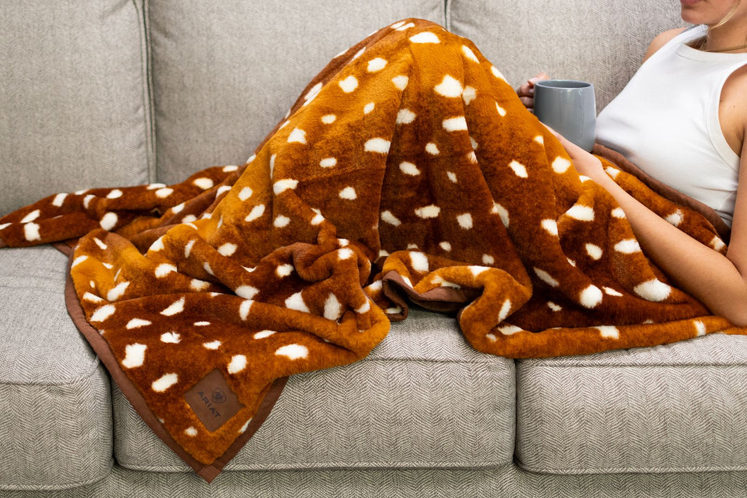 Ariat Antelope Snuggle Blanket
