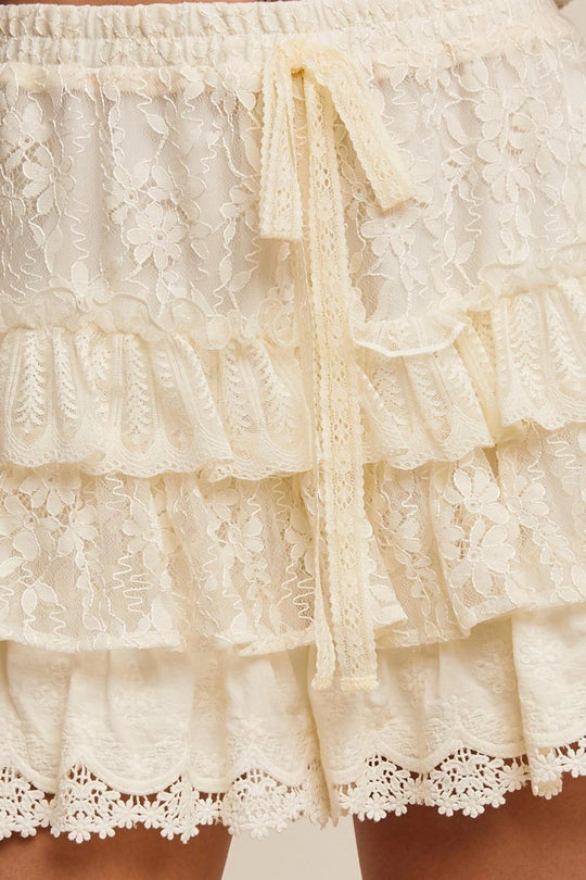Ladies Listicle Lace Tiered Shorts - LP0257