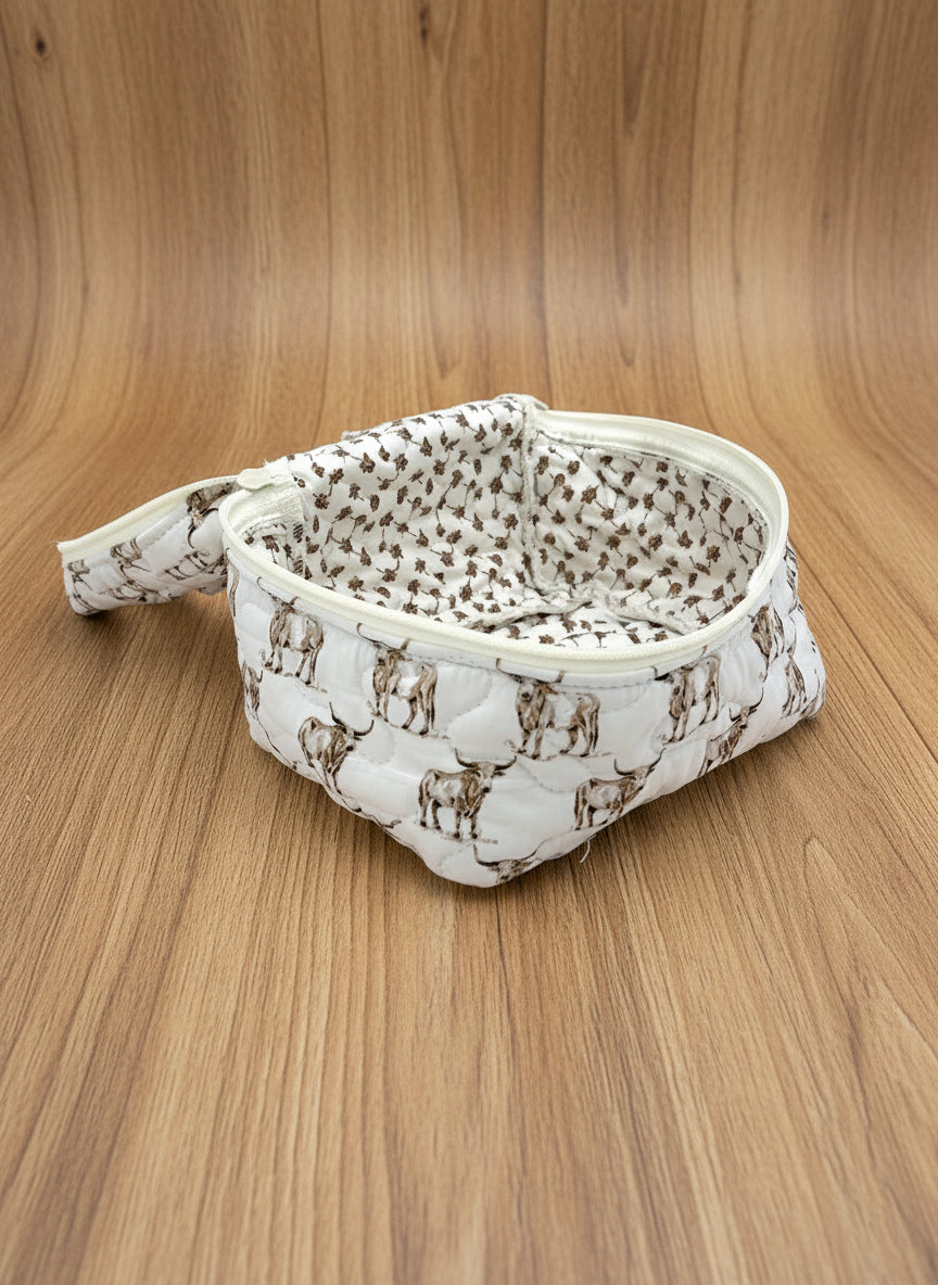 Ida Mae Home Longhorn Icon Brown Quilted Travel Case