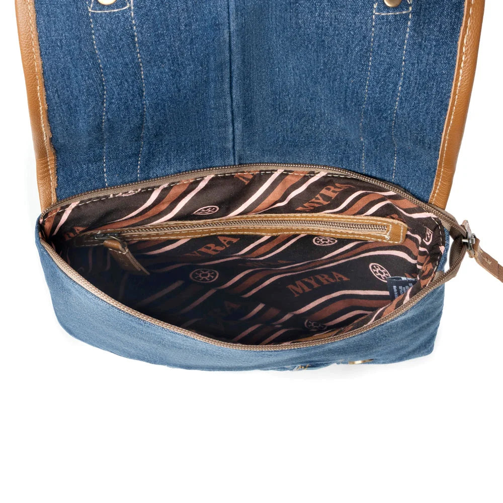 Myra Myra Dustrider upcycled canvas vintage style Concealed-Carry Bag - S-13941