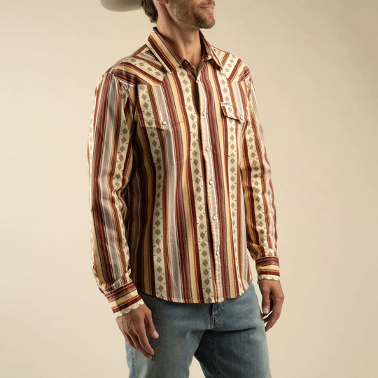 Men's Sendero Provisions Co. Wyatt Pearl Snap Long Sleeve Serape Shirt - Maroon/Clay