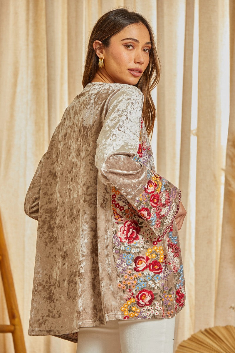 Ladies Savanna Jane Crushed Velvet Embroidered Kimono - T12558-1