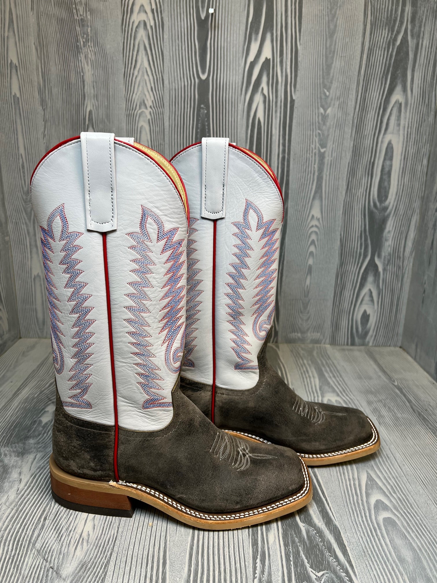 dandy Unknown_aafe30c3-239e-4b8f-